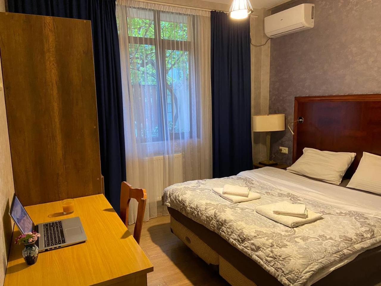 Hotel "Tbilisi Tales" In The Heart Of The Old City Exterior photo