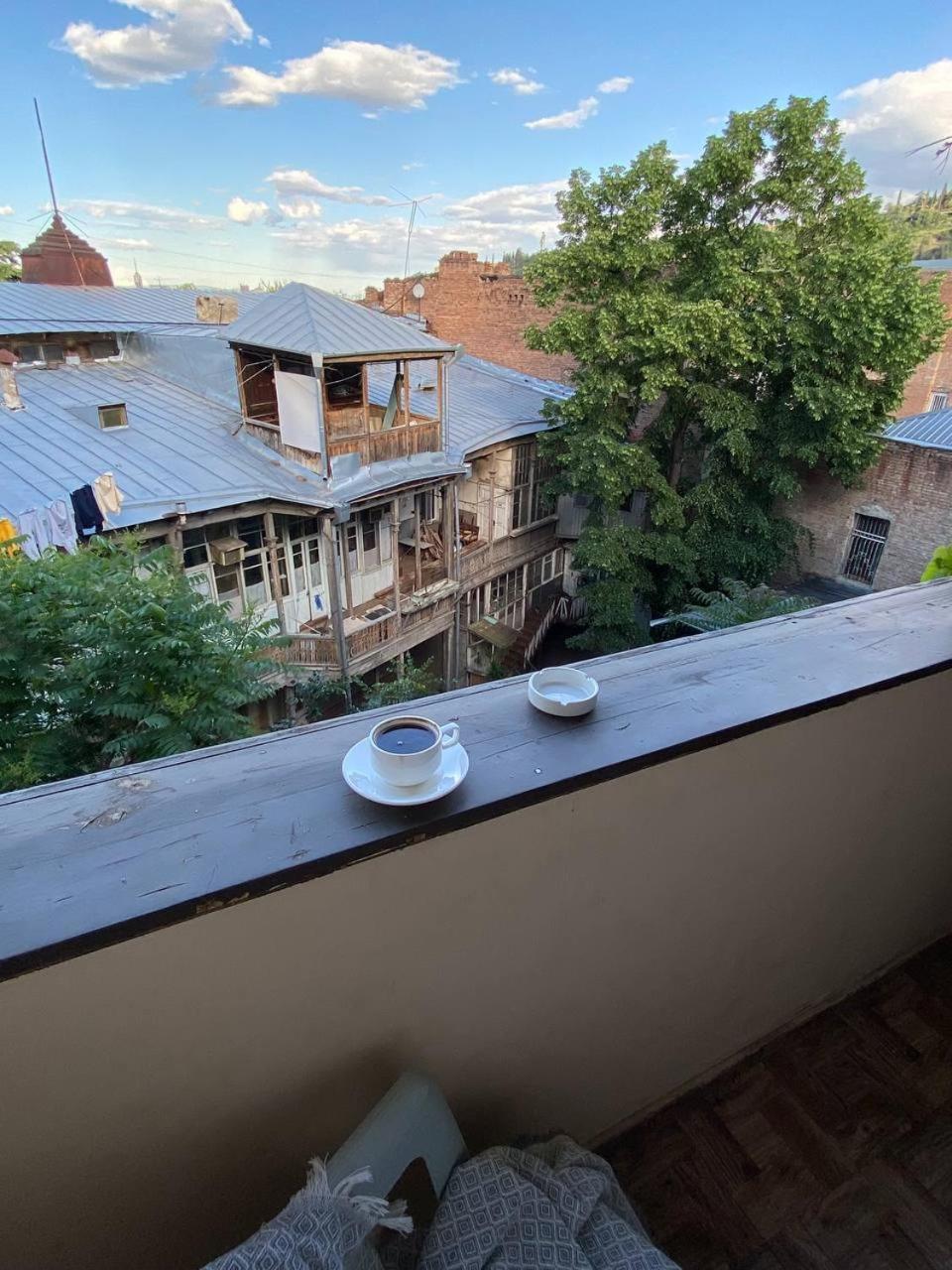 Hotel "Tbilisi Tales" In The Heart Of The Old City Exterior photo